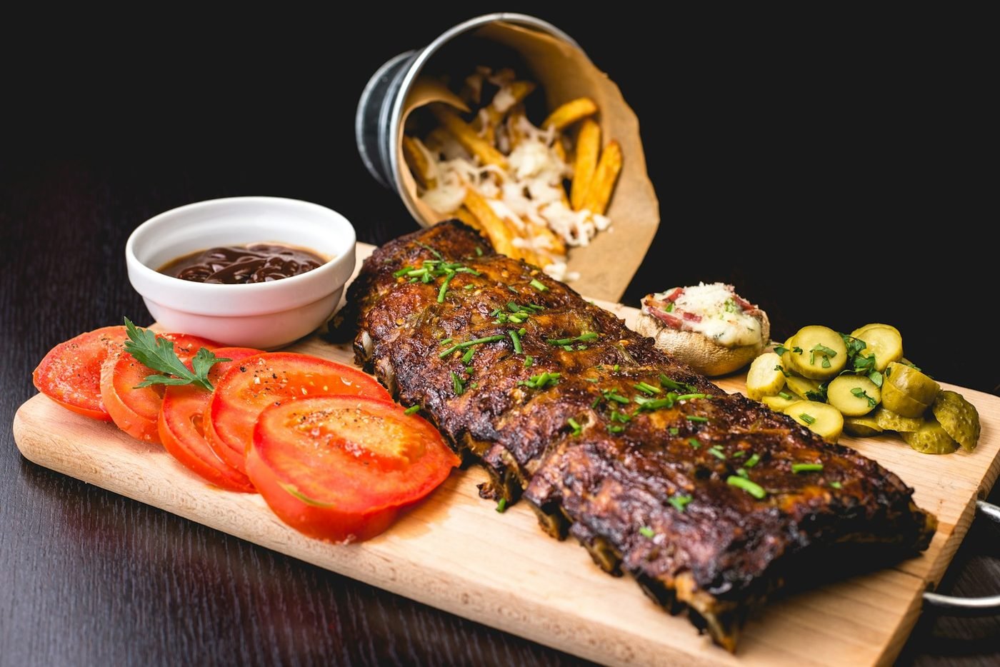 Fleisch vom offenen Grill